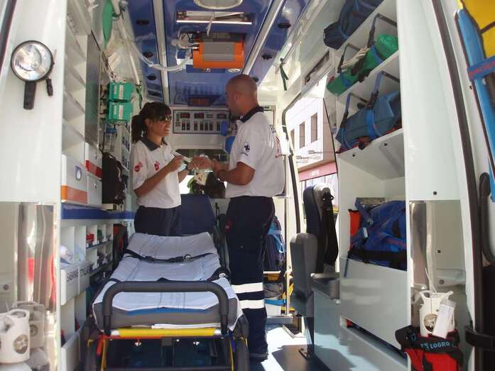 Ambulancia sanitarizada del Servicio de Urgencias Canario (Foto TA)